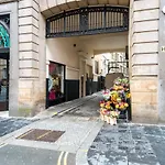 Dream Apartments Sweeting Street